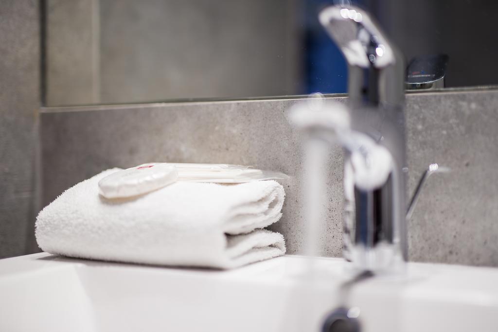 Chenal Hotel Beauvais Kültér fotó