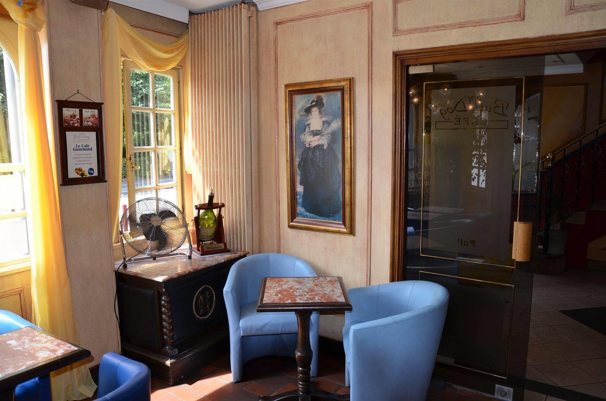 Chenal Hotel Beauvais Kültér fotó